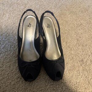 vintage black cute bow heels!